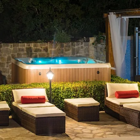 Maha - Pool And Jacuzzi, Included Breakfast * Korcula Town