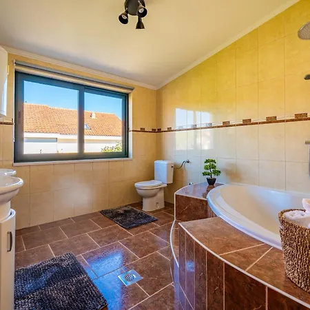 Maha - Pool And Jacuzzi, Included Breakfast